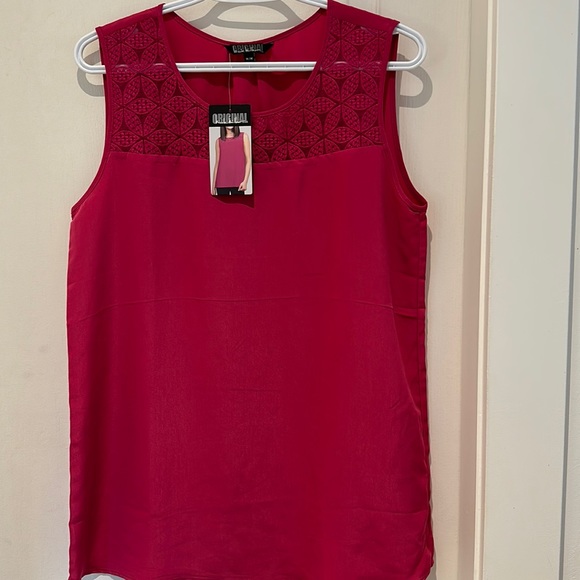 Nwt. Nicole miller blouse - Picture 3 of 5